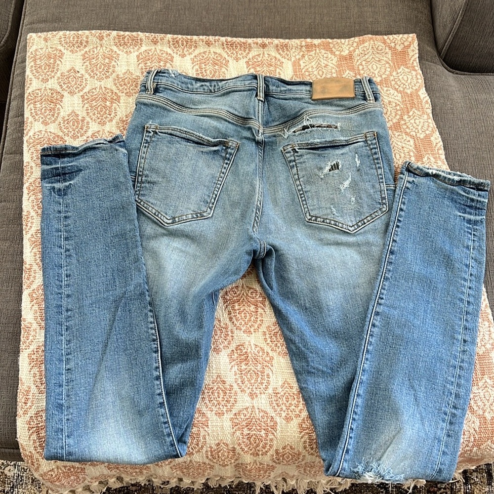 Guys Purple Brand from Bloomingdale’s Medium Blue Ripped Skinny Jeans - Picture 3 of 10